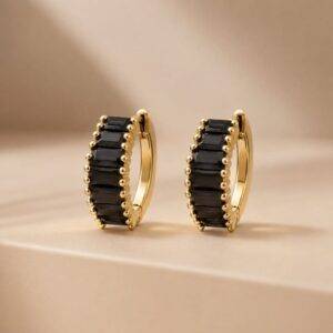 Aretes Candonga En Zircones Negro Rodio